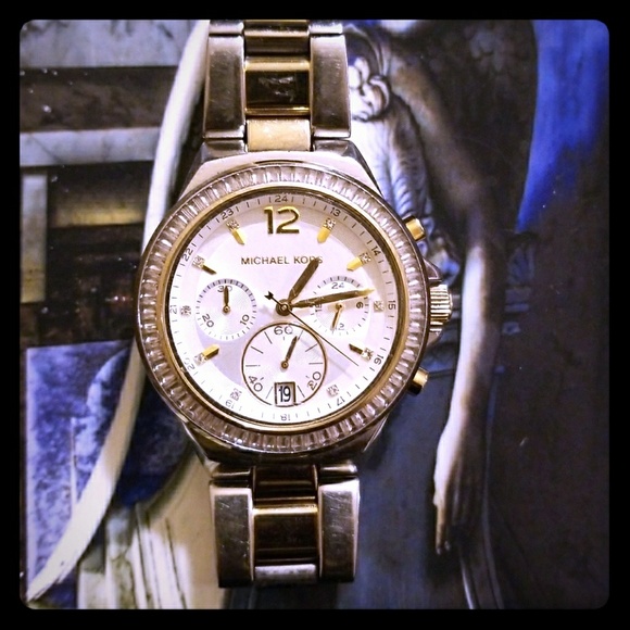Mk watch